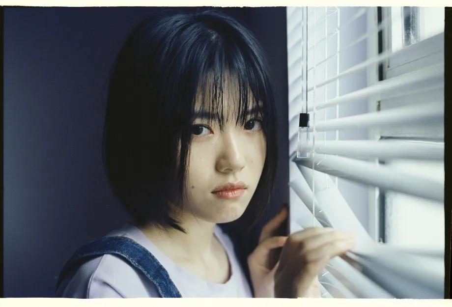 清新女大学生写真,青春活力大学生写真照片