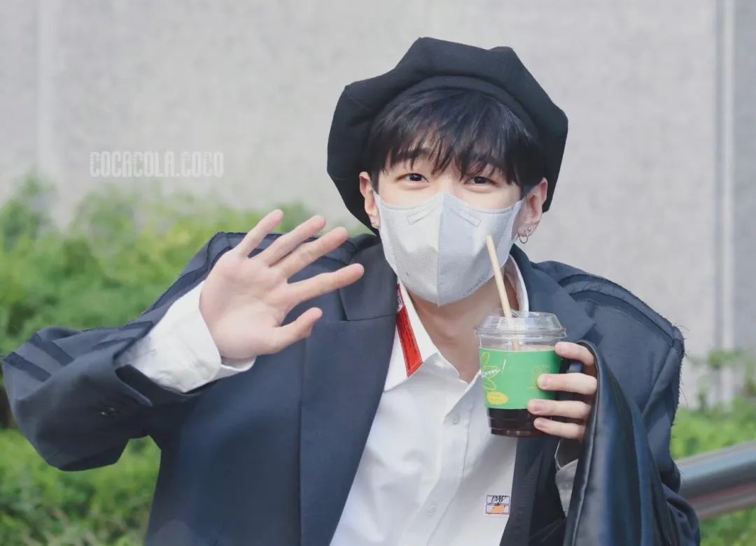 韩国流行宽肩,宽肩在韩国多流行