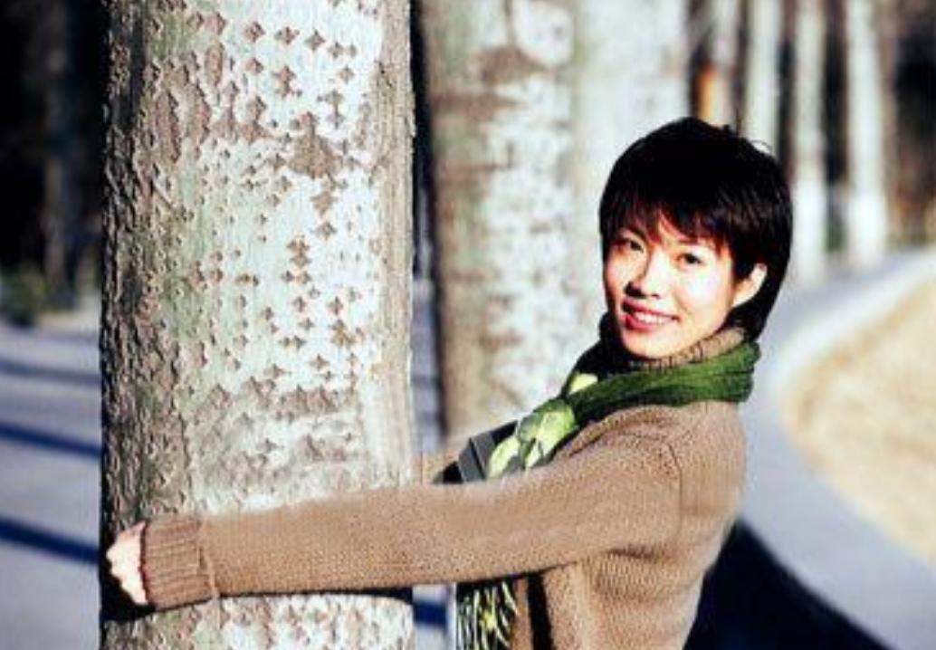 央视新闻联播主播宝晓峰个人简历,中央新闻联播主播宝晓峰简介