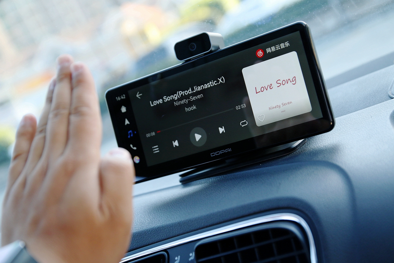 华为鸿蒙智联车载智慧屏评测,鸿蒙车载智慧屏s50要不要流量