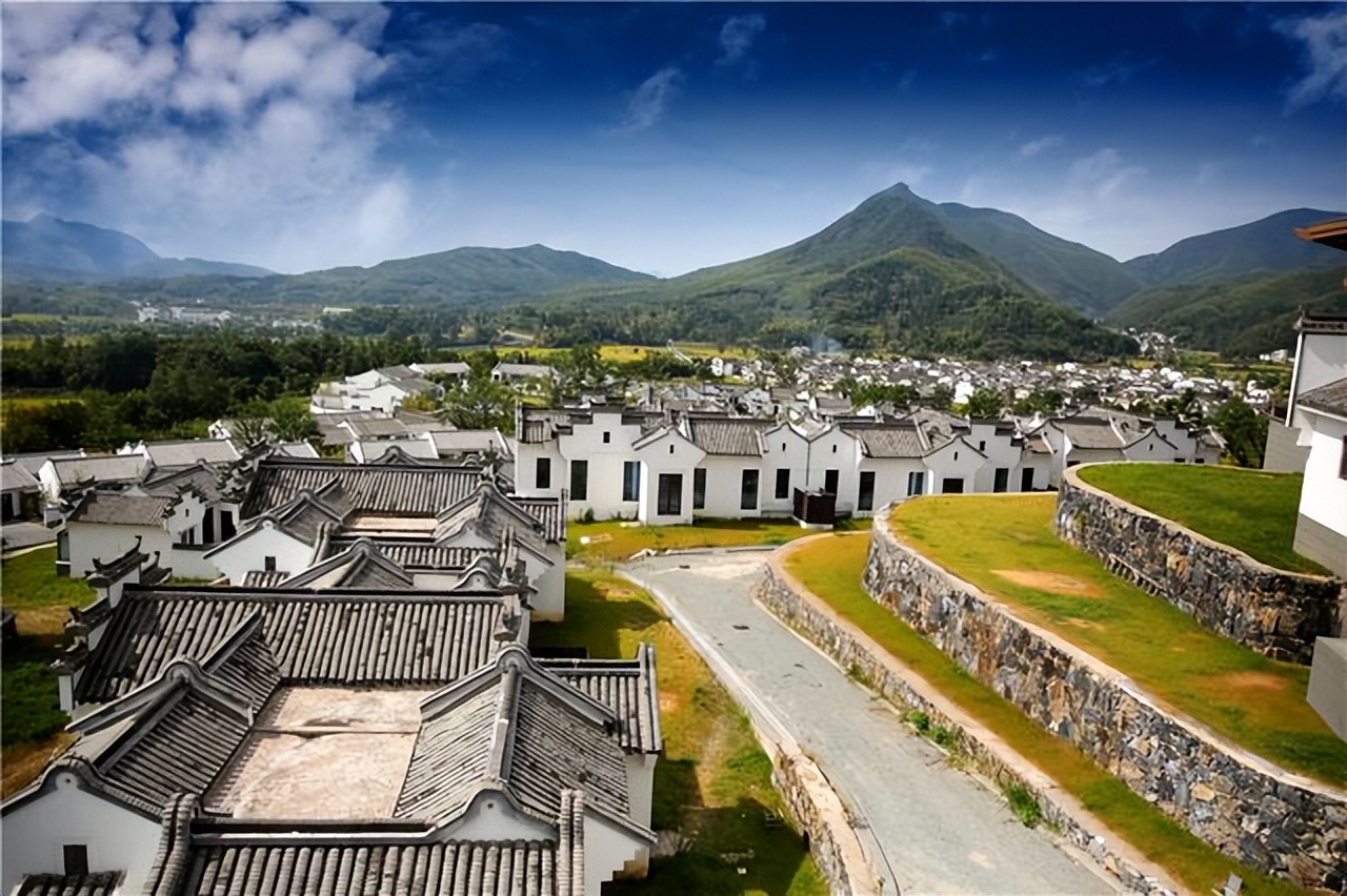 探秘秀丽山水,探秘黄山村