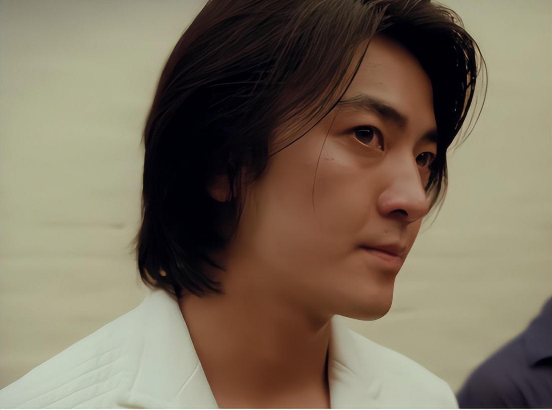 香港黑帮电影真实人物,香港黑帮电影江湖龙虎斗大全