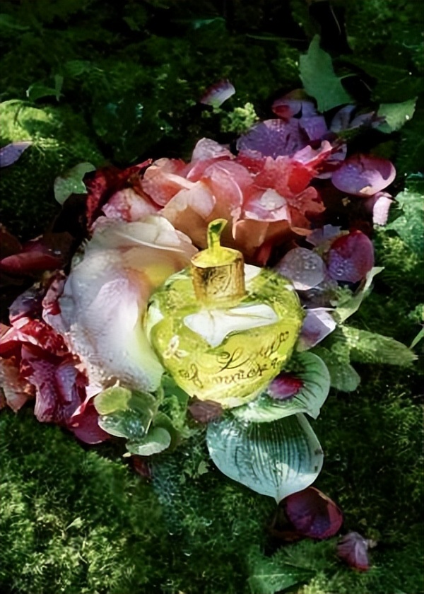 欧洲香水的由来历史故事,世界香水历史最早的国家