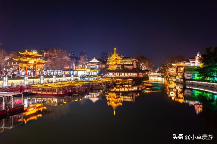 快来看看这十个最佳旅行地方吧,八个最值得旅行的地方