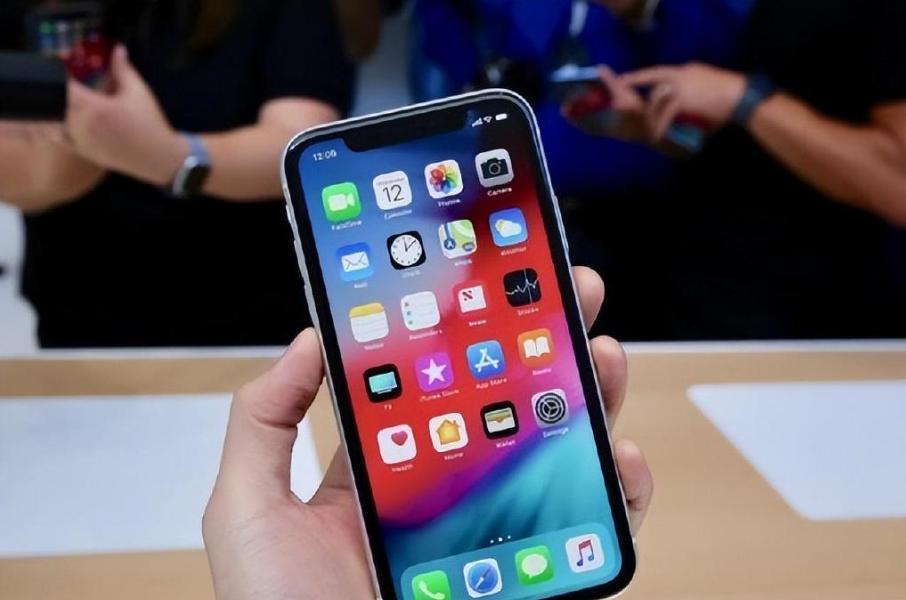 苹果手机有好用的充电宝吗,苹果手机有专用充电宝