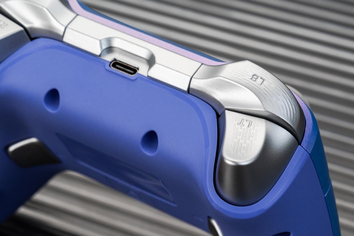 北通阿修罗2有线游戏手柄测评,PS5手柄对比北通阿修罗2pro