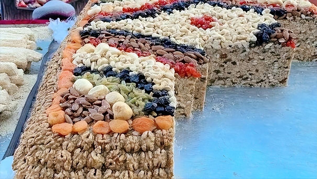 天价切糕为什么这么贵,天价切糕到底是怎么回事