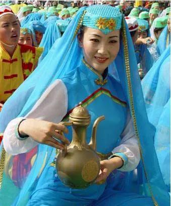 五十六个民族服饰傈僳族,五十六个民族服饰普米族