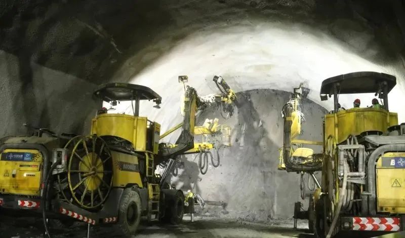 疆内新闻最新头条,今日疆煤最新资讯