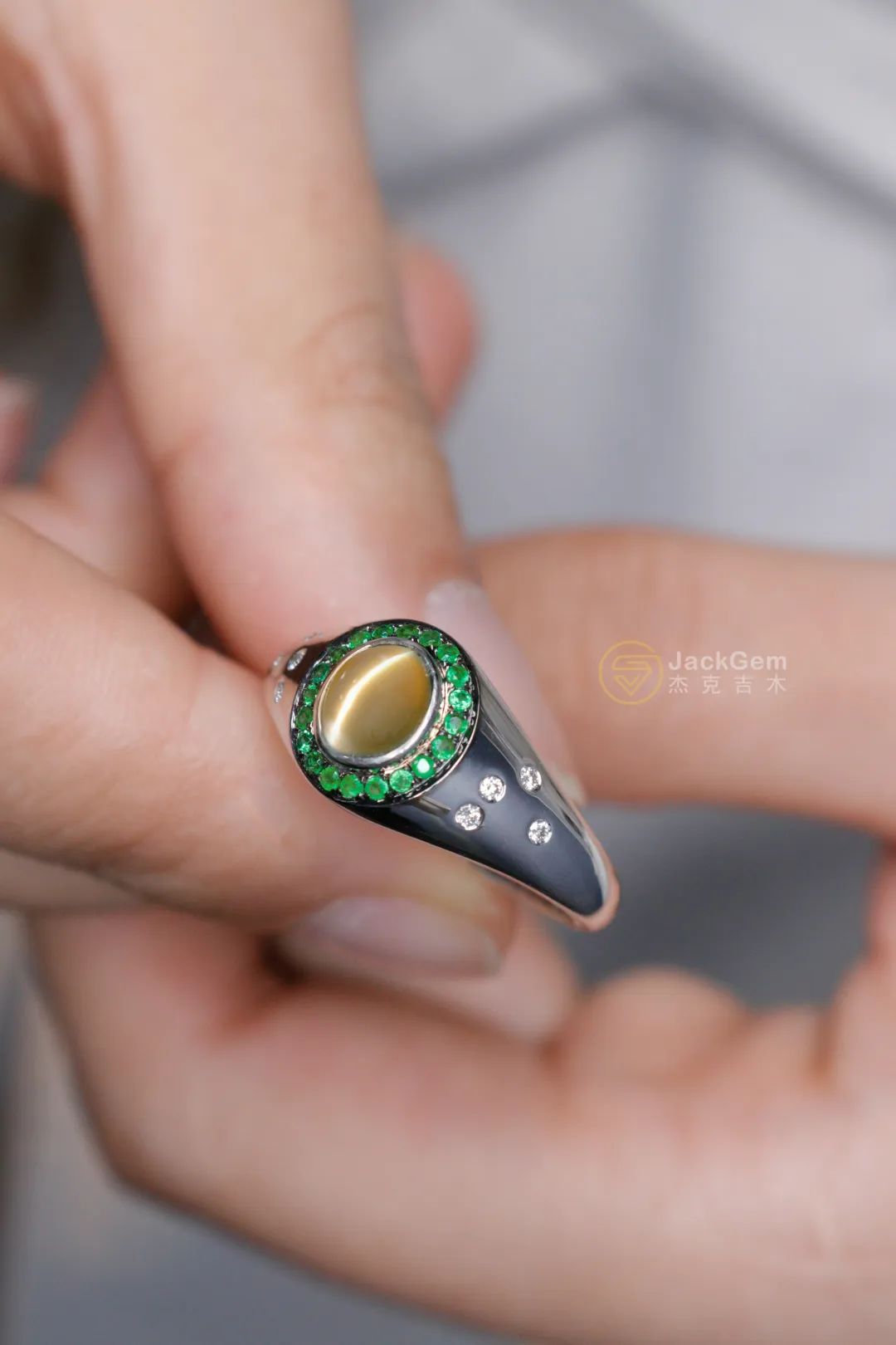 濠氬Щ涓殑娴极鎴掓寚,鎯呴暱鎴掓寚