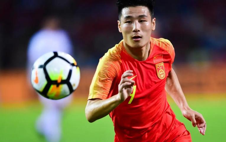 郑智邵佳一进入国足教练组,国足名单恒大帮老将压阵