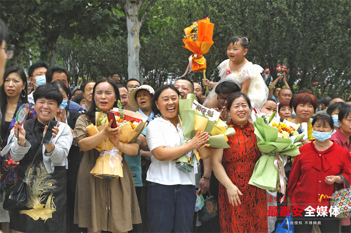 山东2024夏季高考新闻发布会,2023年山东各地市夏季高考人数