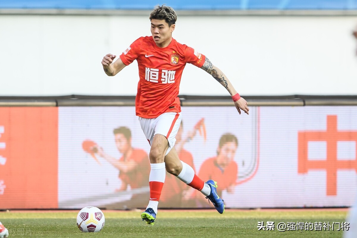 痛改前非！25岁海归前锋重返国足，2年前曾被教练“退货”