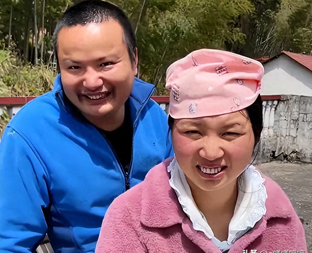 想不到吧!这就是大凉山网红主播下山背着的木头,居然是空心的