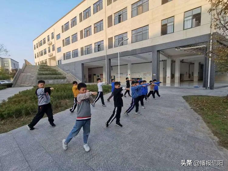 飞扬堇色年华，共筑美好青春息县第十一小学南校区社团活动