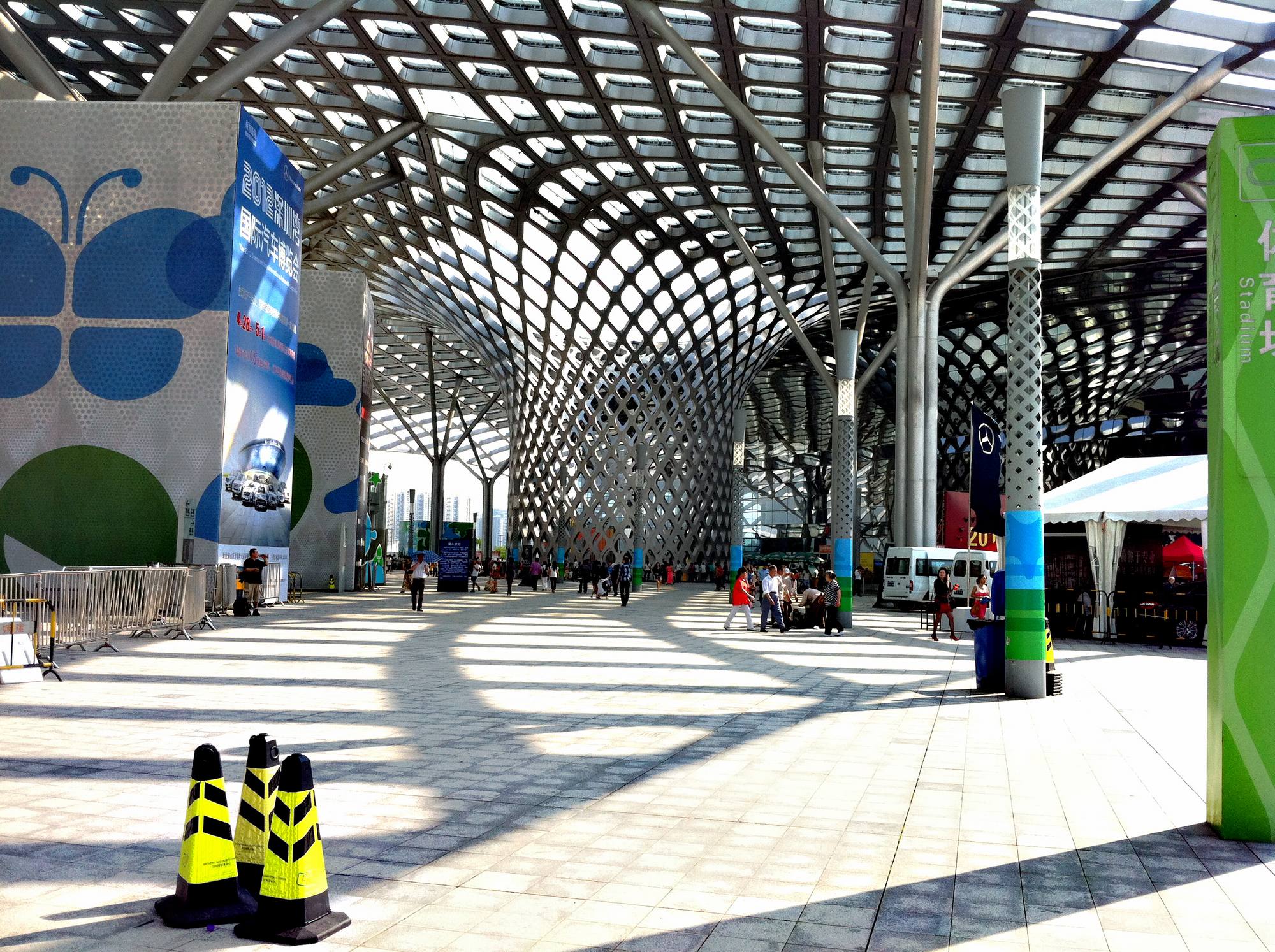 现代风综合体育馆设计案例赏析,体育中心设计效果图