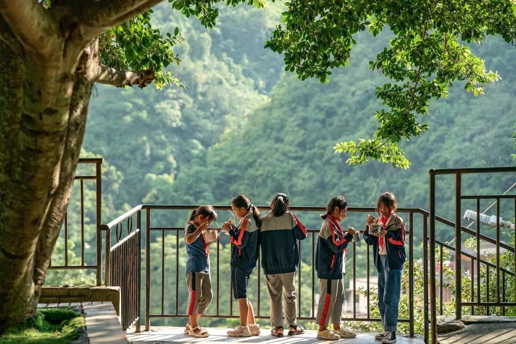 云南口碑最好的小学,云南小学风景视频