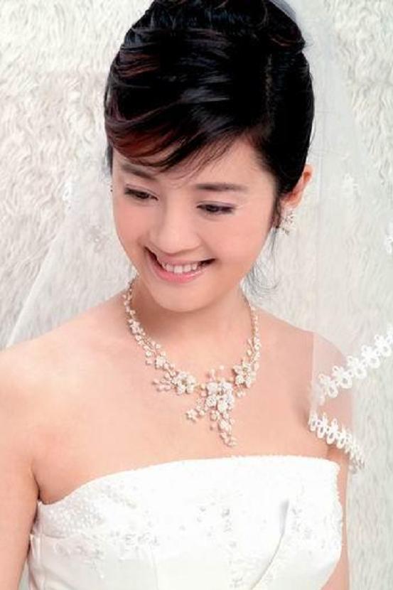 许戈辉为什么离开凤凰卫视,许戈辉哪年离开凤凰卫视