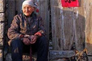 老人突然去世39万元存款难取出,八十多岁老人去世留下两麻袋现金