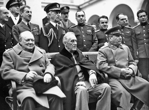 即便到了1945年4月，希特勒还是认为德国能够获胜，这是为什么？