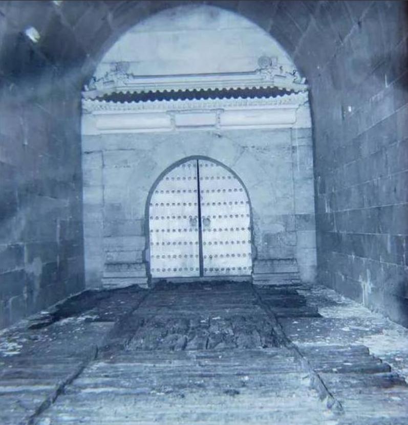 一老人潜伏清东陵多年,河北一老汉潜伏东陵10多年