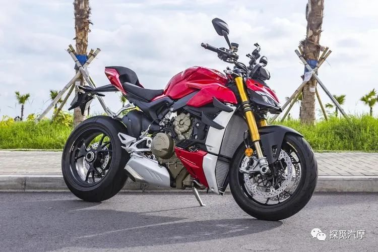 凯旋streettriple765rs评测,凯旋新款streettriple765rs