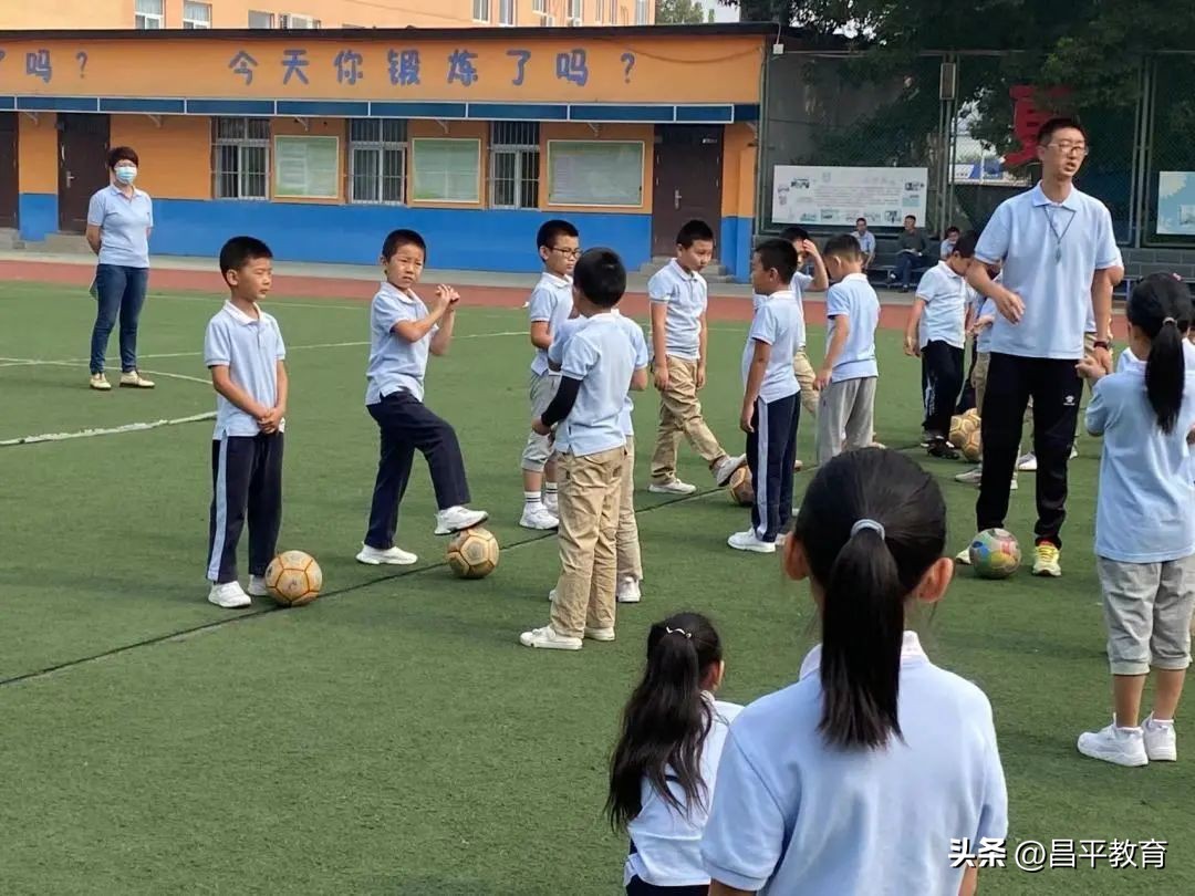世界中学生足球世界杯,用世界杯的方式打开学校足球联赛