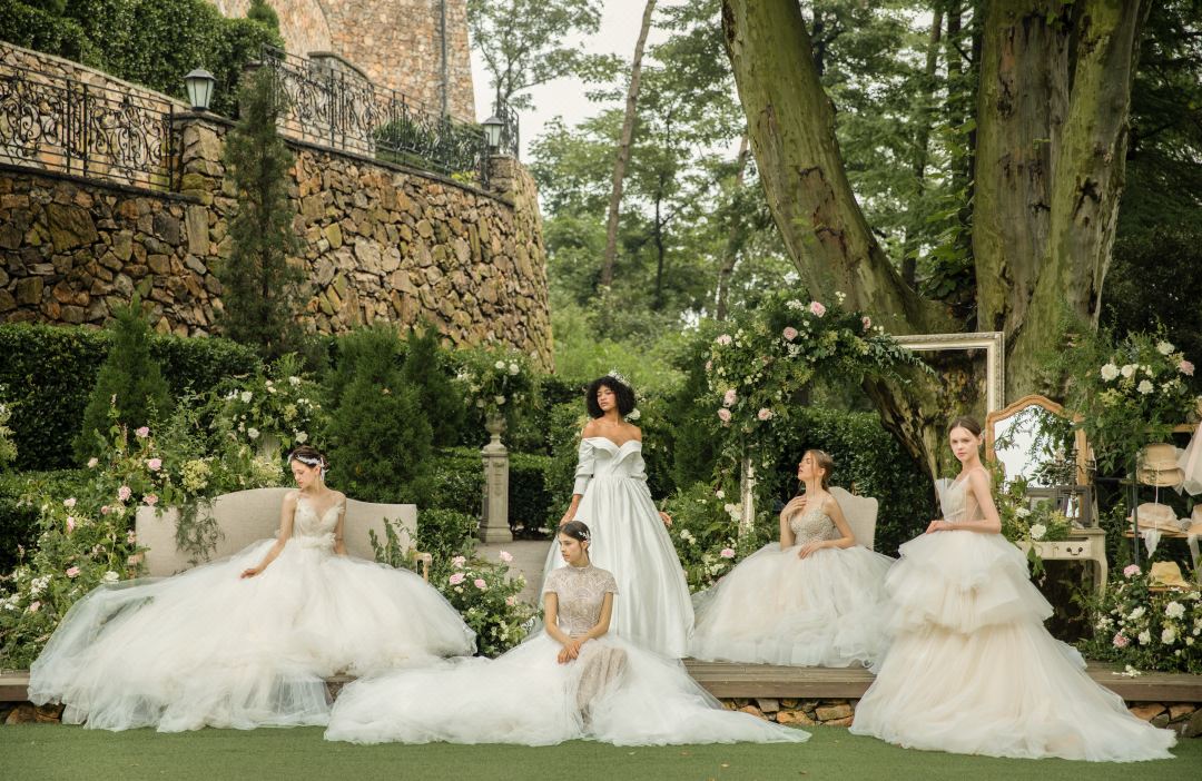 遇间播报|莫干山必睡六大美宿！看山看水看云看日出，优哉游哉~