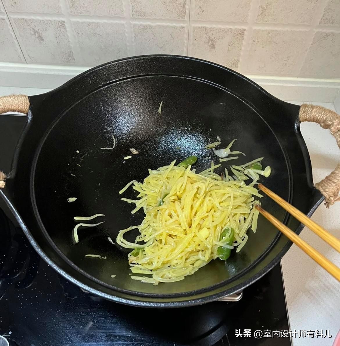 厨房必备的4种锅,给大家推荐一个厨房必用的好物