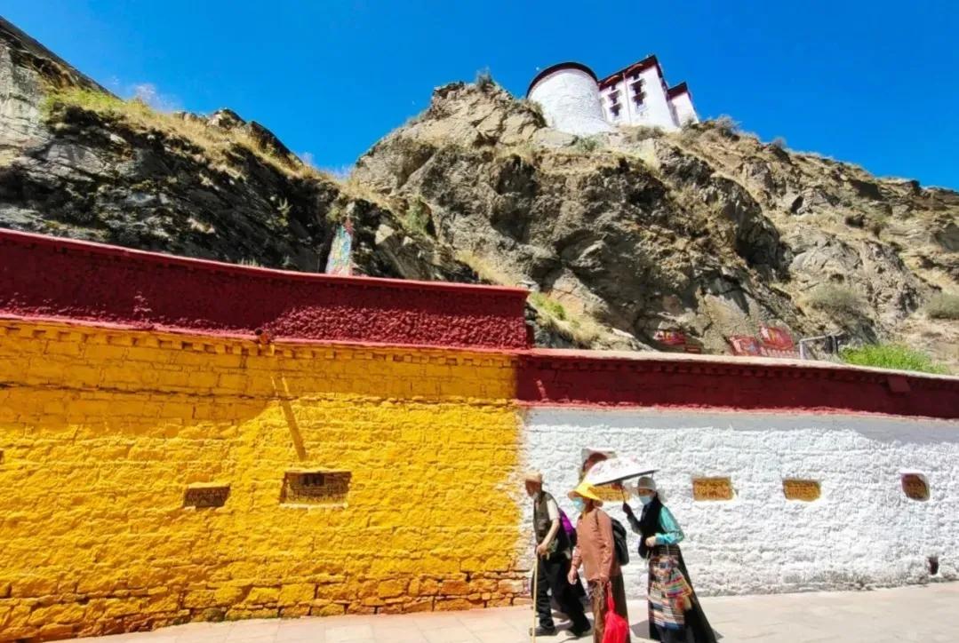 拉萨布达拉宫一万元可以玩下来不,拉萨布达拉宫海拔高度是多少米