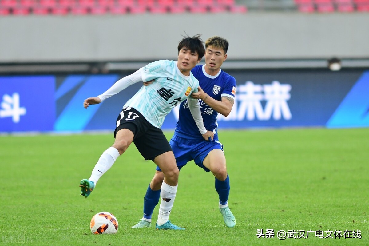 张华峻武汉足球,张华峻进球