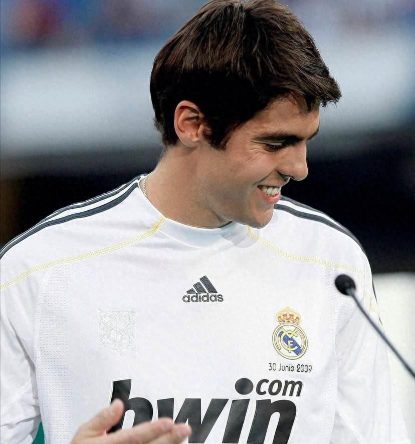 卡卡退出足坛原因,卡卡不踢球原因