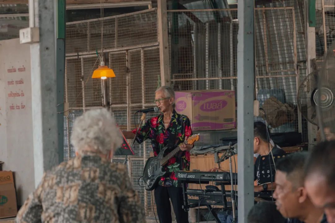 鍘绘嘲鍥芥浖璋峰拰鑺彁闆呯殑鏀荤暐,鍘绘嘲鍥界帺杞浖璋疯姯鎻愰泤