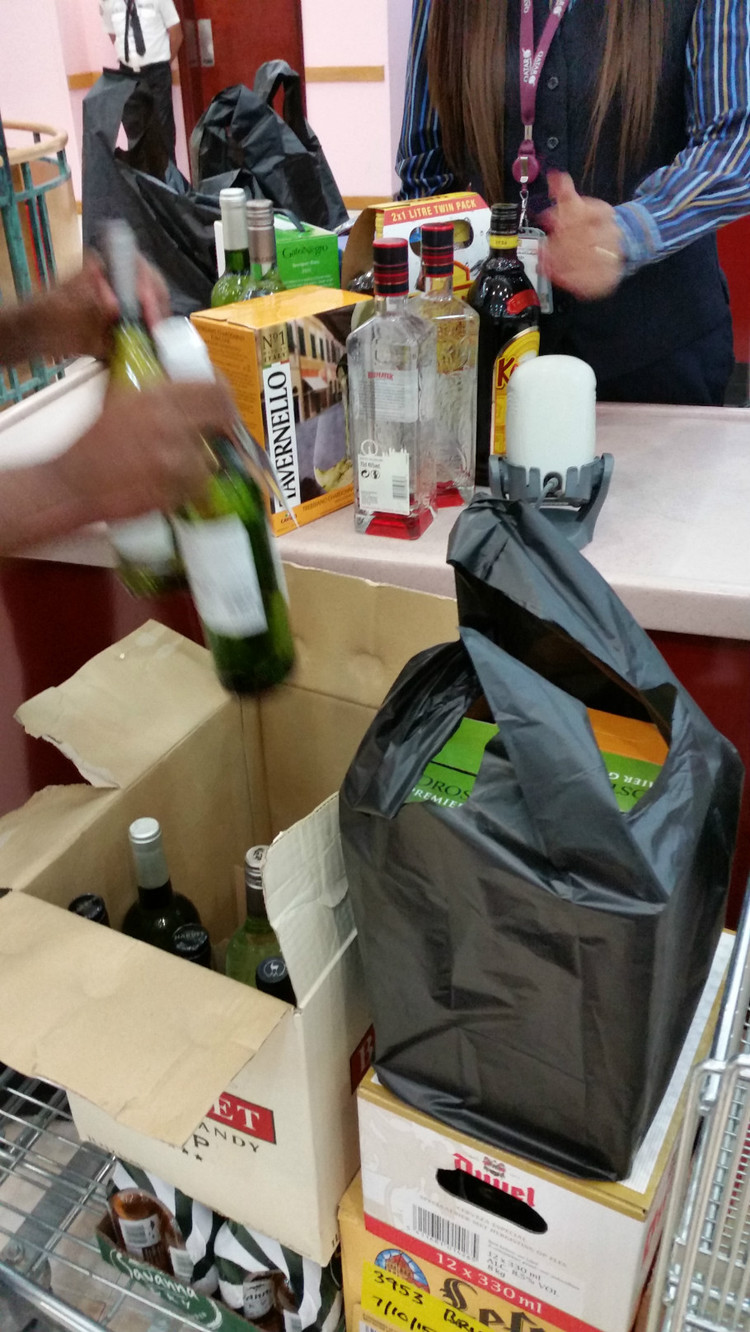 跟我一起去逛逛多哈的超市，想不到最贵的竟然是我们常吃的猪肉