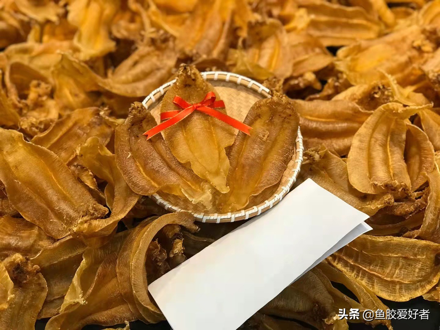 鳘鱼胶和赤嘴胶的区别,土鳘赤嘴母鱼胶功效