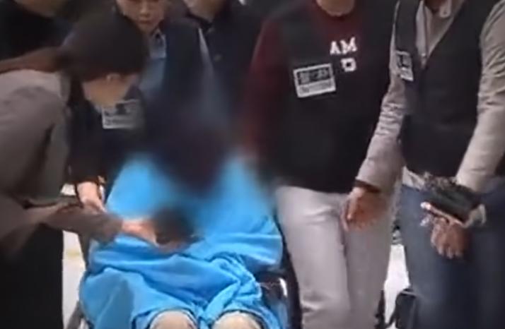 侵害少女逼死妻子，韩国“好爸爸”化身天使，人设崩塌才知是恶魔