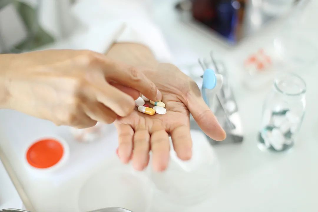 靶向药导致高血压怎么办？做好这5件事是关键