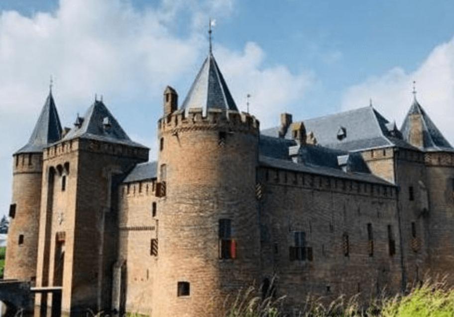 中世纪城堡有多少守军,中世纪城堡防御力排名