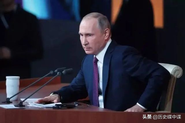 2009年普京帮工人视频 (普京奖励工厂工人的视频)