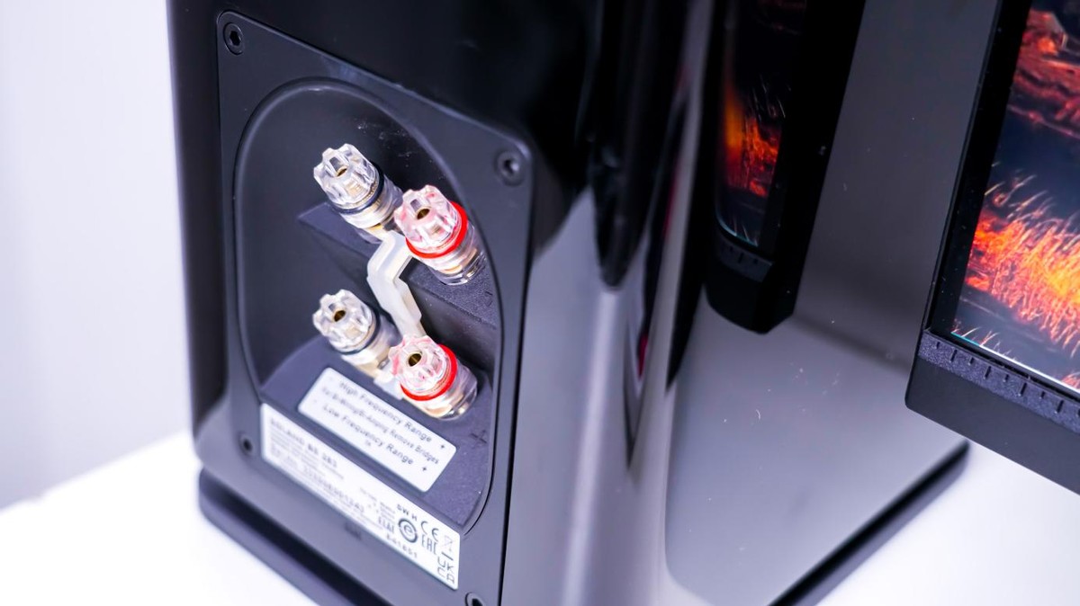 书房午后之音，中年独处时光丨意力ELACBS283音箱+NADM10V2体验