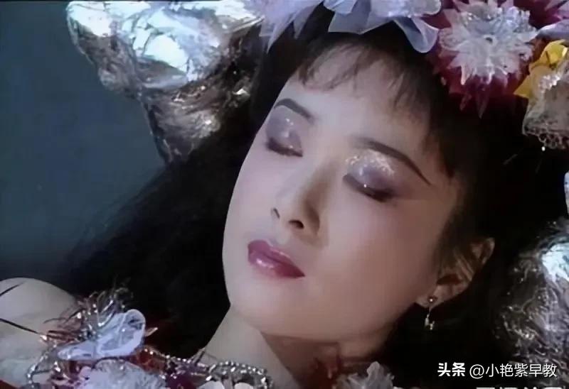 26岁爆红27岁上春晚30岁身价前三,26岁身价千亿完整版