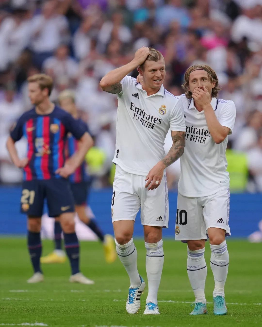 安帅执教巴西,哈维执教巴萨训练花絮