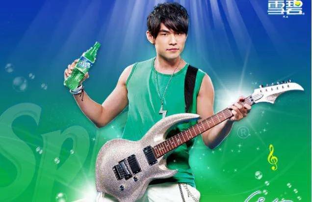 绿瓶雪碧在20年以后值不值钱,绿瓶雪碧绝版有收藏价值吗