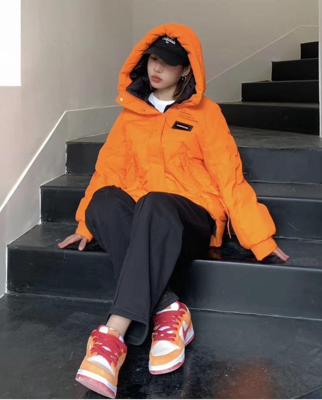 冬季穿什么颜色的羽绒服比较百搭,每个色系都很好看