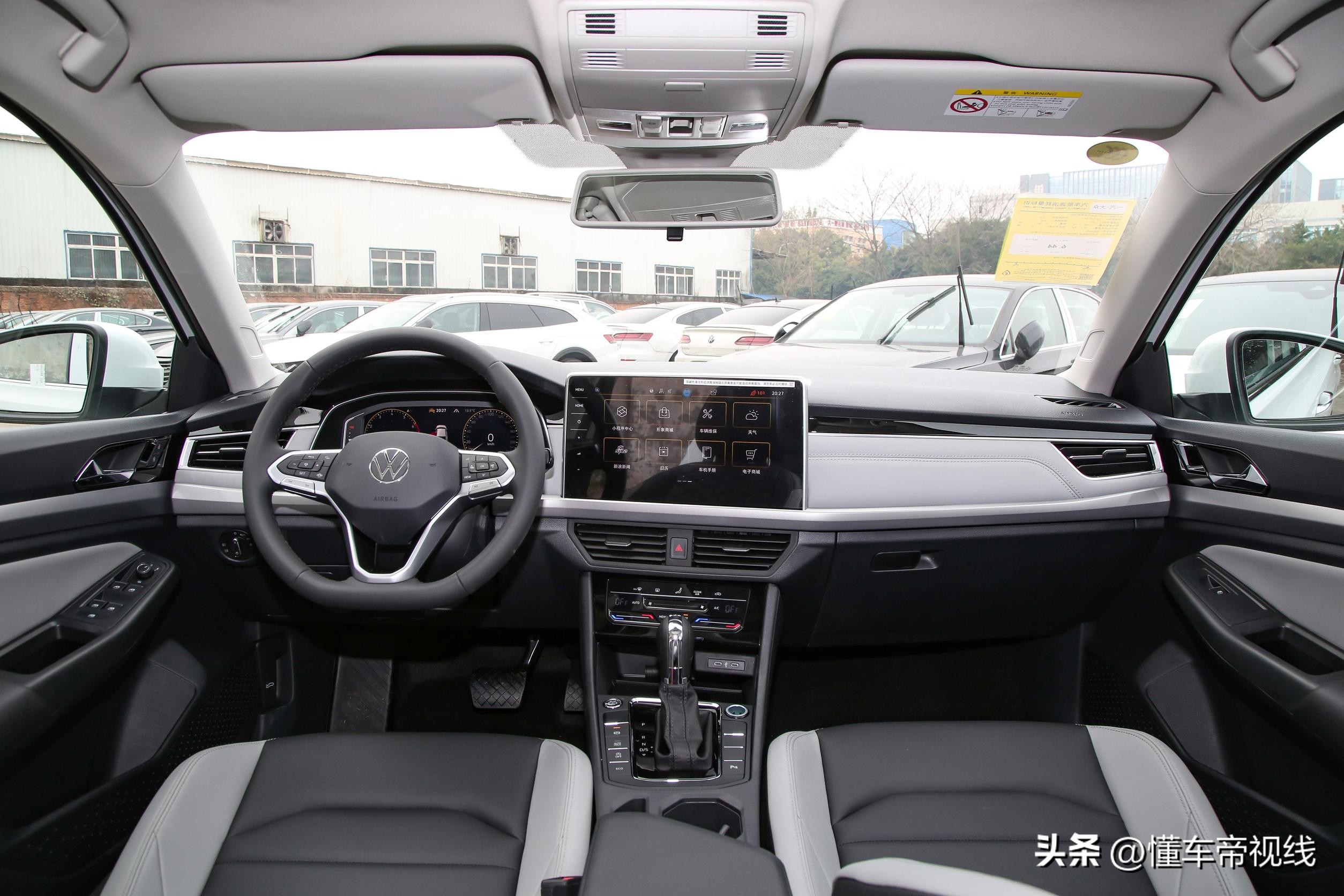 新款宝来2023款尊行版配置,大众宝来2021280tsi落地价黑色的