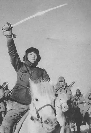 恶魔马步芳强占自己的亲侄女，*躏蹂**数千女性，他会有何下场？