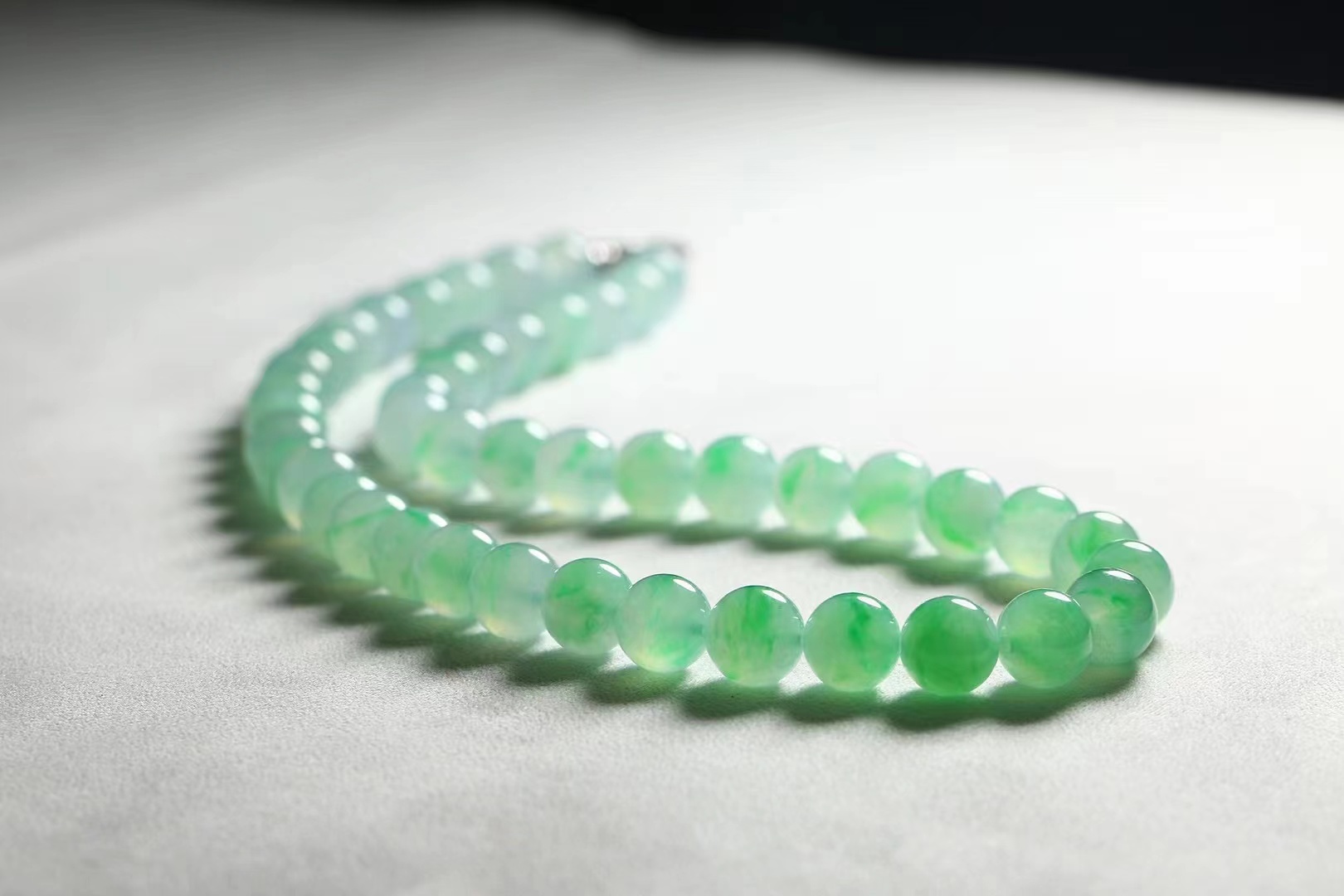 在清朝是几品官,揭秘清朝独有的饰物朝珠