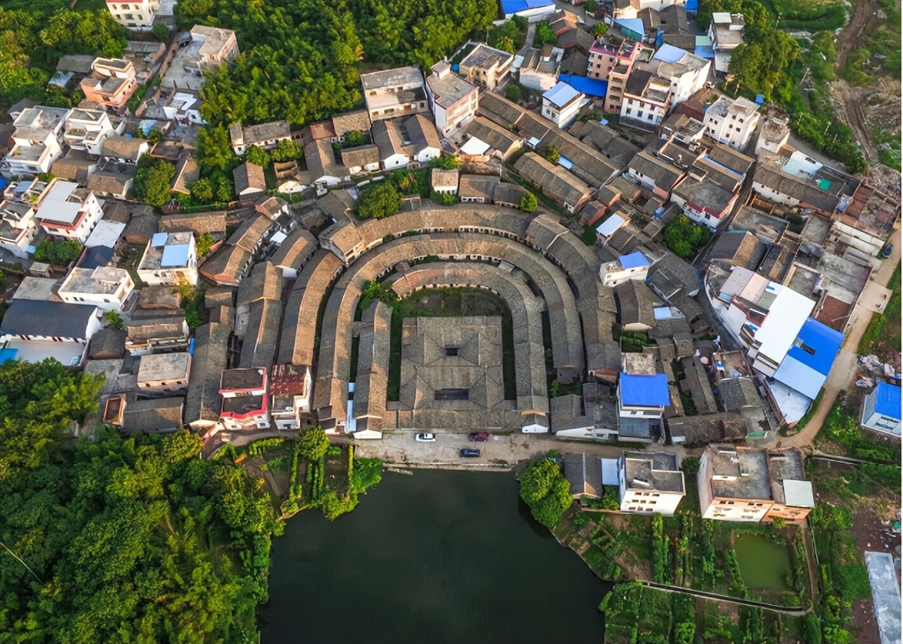 潮汕帝王府建筑,潮汕传统民居建筑