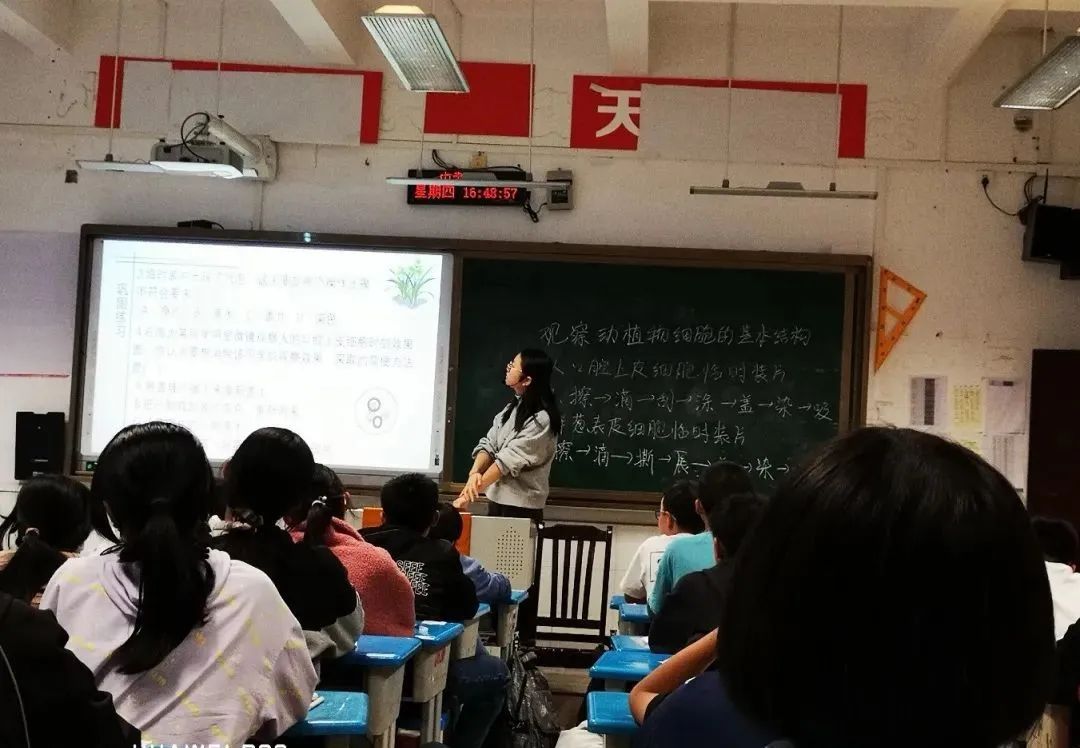 万州三中江南校区最近视频,万州第三中学江南校区
