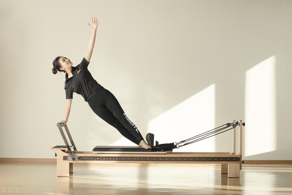 月入12万的小型冷门兼职,月入1万的冷门兼职50万创业做什么